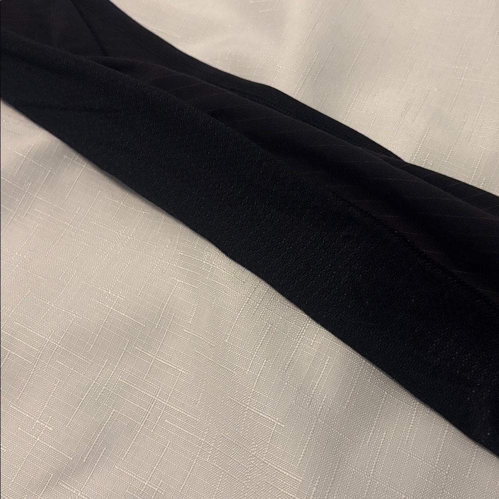 Lululemon Dark Gray Run For Gold Long Sleeve SZ 8 active wear athleisure running - Picture 11 of 12